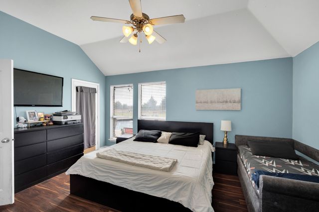 160 Berkshire Lane, Waxahachie, TX 75165