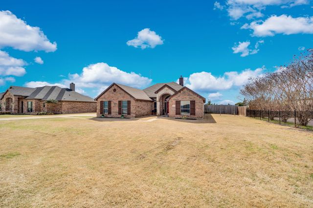 160 Berkshire Lane, Waxahachie, TX 75165