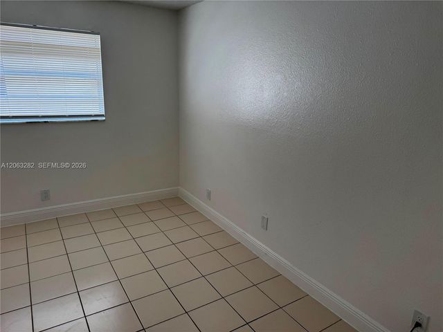 241 SE 9th Avenue 203, Pompano Beach, FL 33060