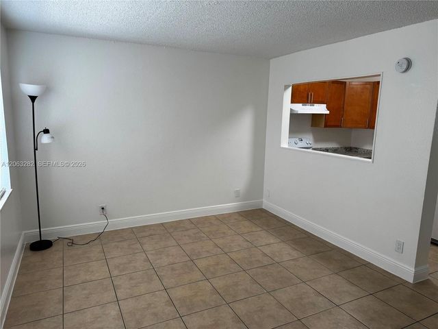 241 SE 9th Avenue 203, Pompano Beach, FL 33060