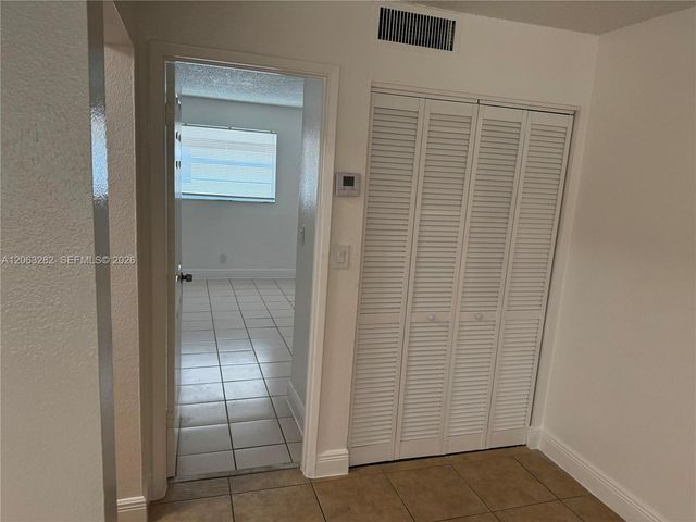 241 SE 9th Avenue 203, Pompano Beach, FL 33060