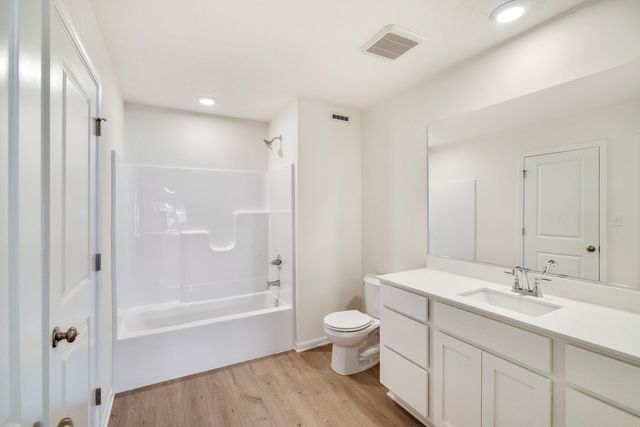 13089 Carolina Street, Crown Point, IN 46307