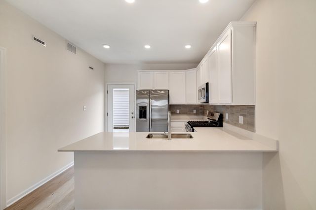 13089 Carolina Street, Crown Point, IN 46307