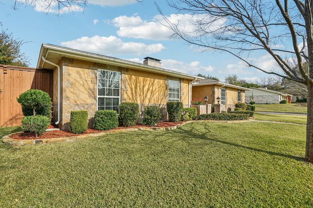 12557 High Meadow Drive, Dallas, TX 75244