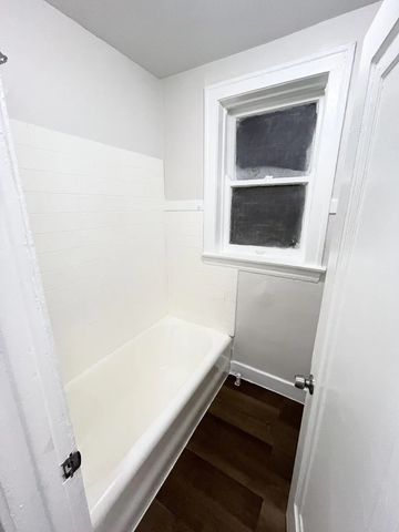 4126 W 24th Place I3, Chicago, IL 60623