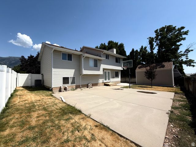 2239 N 1125 E, Layton, UT 84040