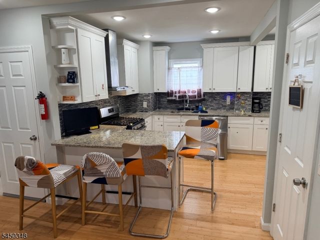 16 Wills Pl, Irvington Twp., NJ 07111