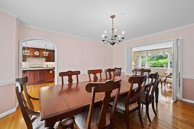 287 Old Army Road, Scarsdale, NY 10583