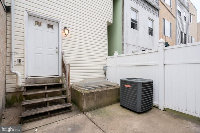 1014 S CLEVELAND ST, Philadelphia, PA 19146