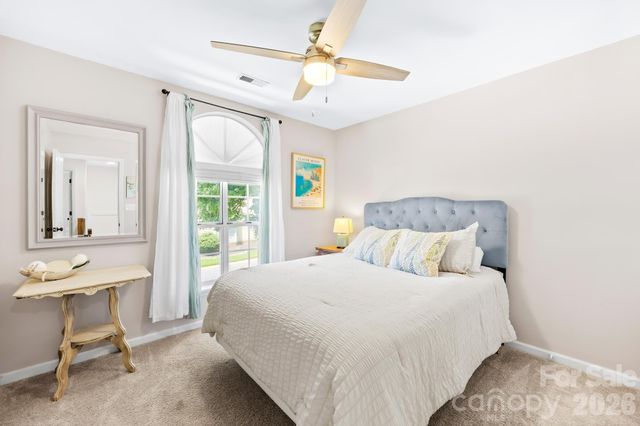 141 Ashford Hollow Lane, Mooresville, NC 28117