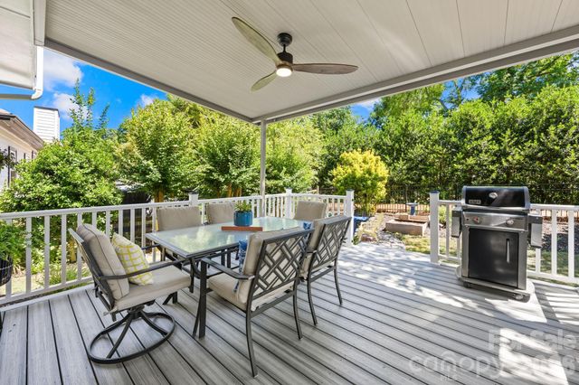 141 Ashford Hollow Lane, Mooresville, NC 28117