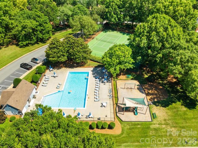 141 Ashford Hollow Lane, Mooresville, NC 28117