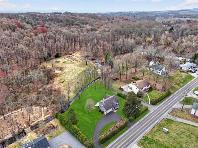 194 Vineyard Avenue, Highland, NY 12528