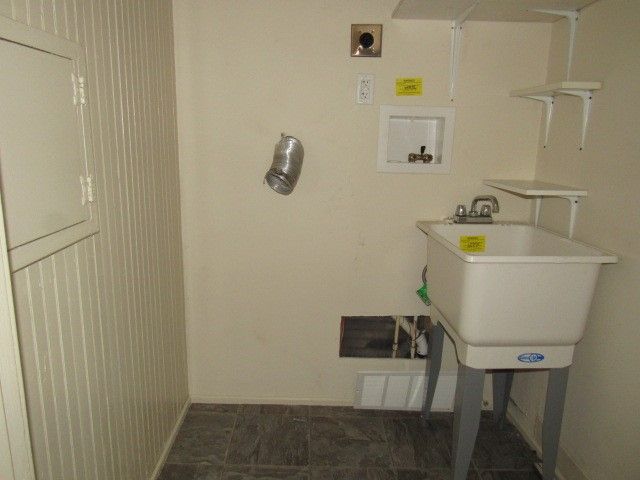 206 Lookout Avenue, Charleroi Boro, PA 15022