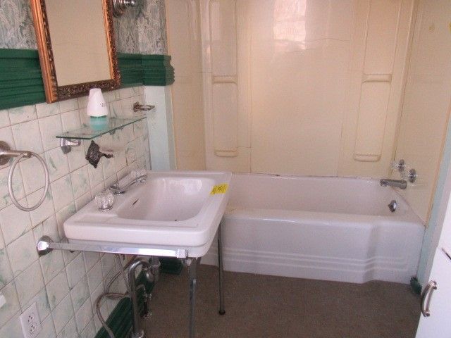 206 Lookout Avenue, Charleroi Boro, PA 15022