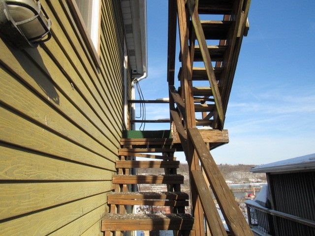 206 Lookout Avenue, Charleroi Boro, PA 15022