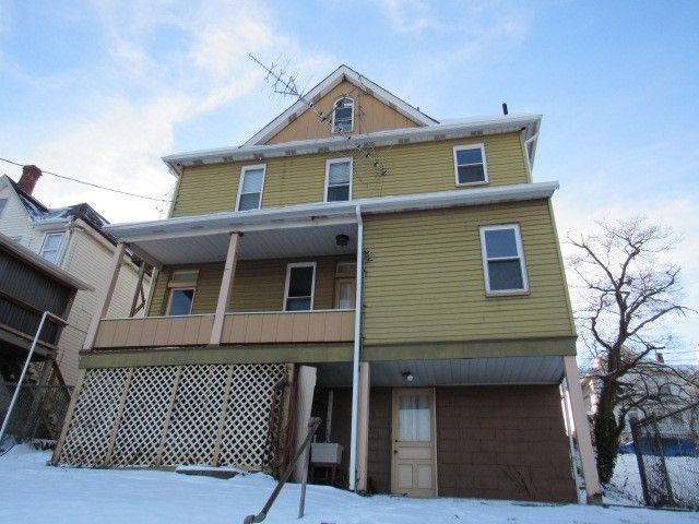 206 Lookout Avenue, Charleroi Boro, PA 15022