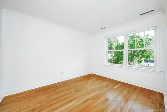 233 Lincoln Avenue B, West Harrison, NY 10604