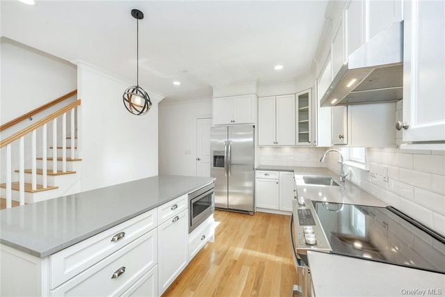 233 Lincoln Avenue B, West Harrison, NY 10604