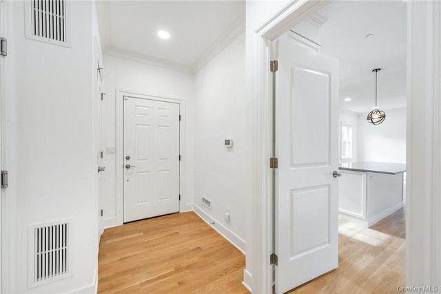 233 Lincoln Avenue B, West Harrison, NY 10604