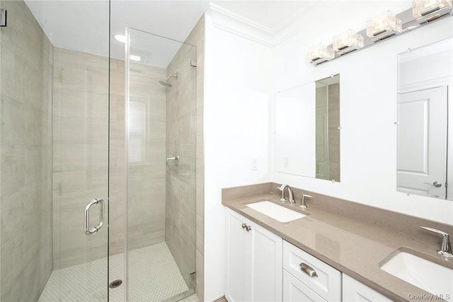 233 Lincoln Avenue B, West Harrison, NY 10604