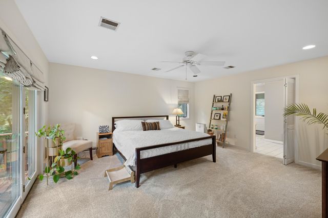 114 OAK TERRACE DR, Staunton, VA 24401