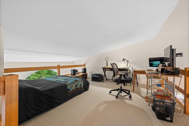 114 OAK TERRACE DR, Staunton, VA 24401