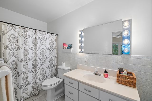 114 OAK TERRACE DR, Staunton, VA 24401
