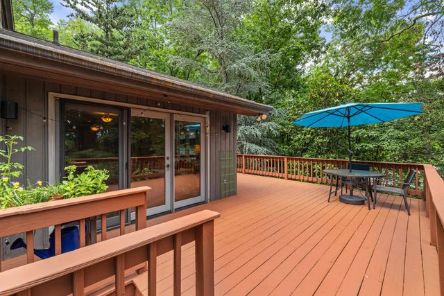 114 OAK TERRACE DR, Staunton, VA 24401