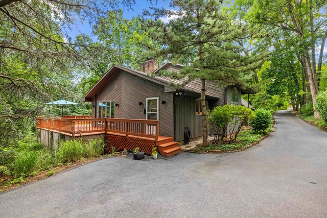 114 OAK TERRACE DR, Staunton, VA 24401