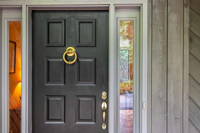 114 OAK TERRACE DR, Staunton, VA 24401