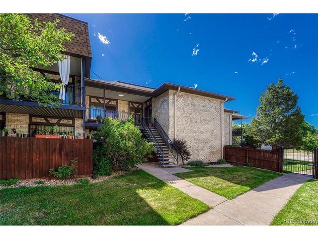 4250 S Olive St 202, Denver, CO 80237