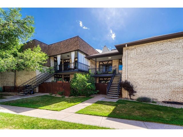 4250 S Olive St 202, Denver, CO 80237