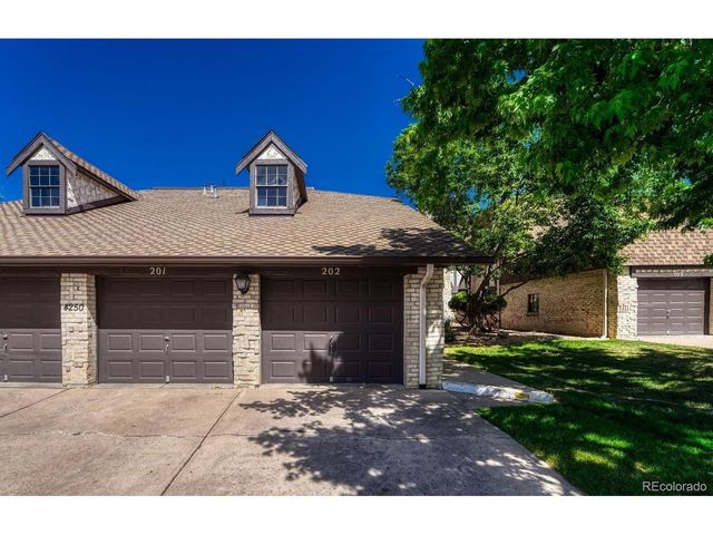 4250 S Olive St 202, Denver, CO 80237