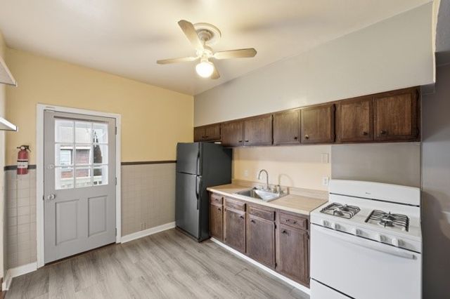 4218 Winterburn Avenue, Greenfield, PA 15207