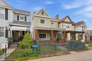 4218 Winterburn Avenue, Greenfield, PA 15207