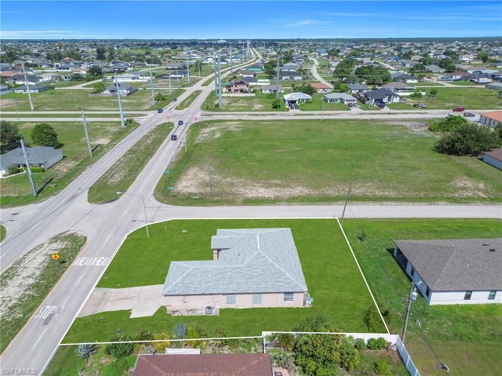 21 Kismet PKWY E, CAPE CORAL, FL 33909 — photo 2