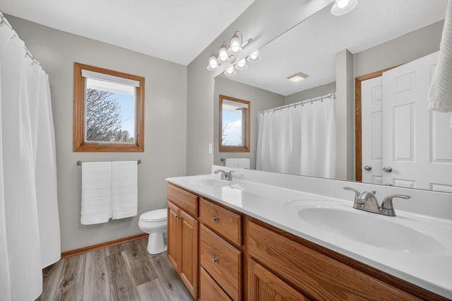 430 SE Rosenkranz Drive, Waukee, IA 50263