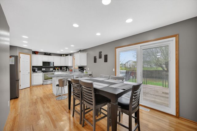 430 SE Rosenkranz Drive, Waukee, IA 50263