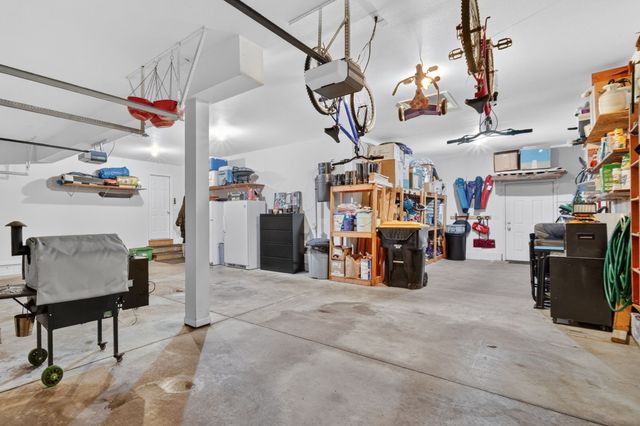 430 SE Rosenkranz Drive, Waukee, IA 50263