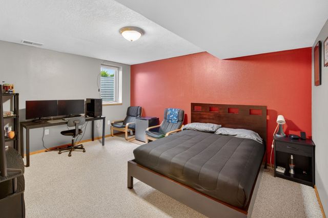 430 SE Rosenkranz Drive, Waukee, IA 50263