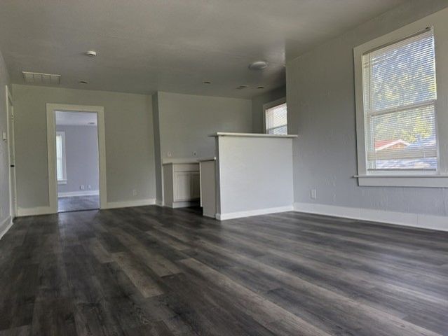 716 Blaylock Drive, Dallas, TX 75203