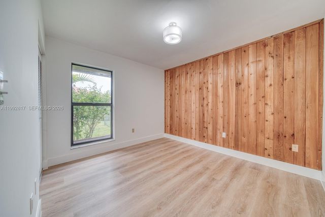 7320 SW 100th Ct, Miami, FL 33173