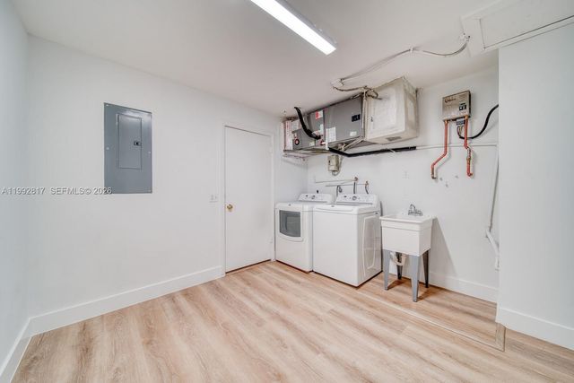 7320 SW 100th Ct, Miami, FL 33173