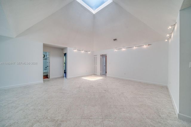 7320 SW 100th Ct, Miami, FL 33173