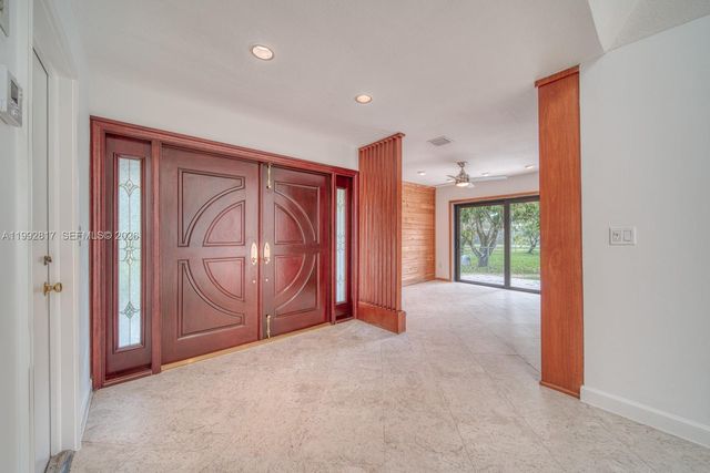 7320 SW 100th Ct, Miami, FL 33173