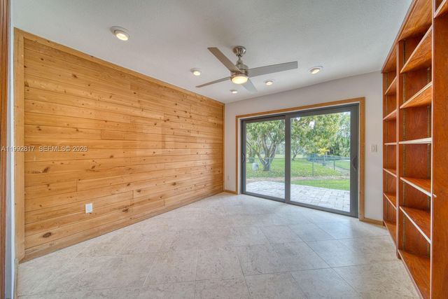 7320 SW 100th Ct, Miami, FL 33173