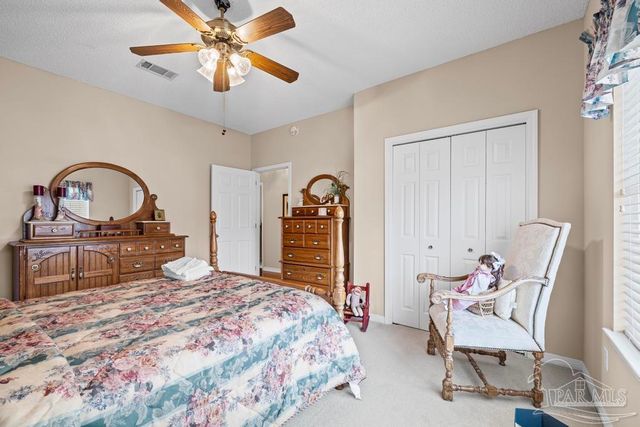 2537 Meek St, Gulf Breeze, FL 32563