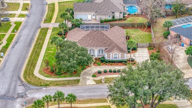 2537 Meek St, Gulf Breeze, FL 32563