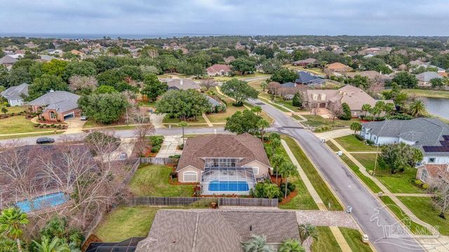 2537 Meek St, Gulf Breeze, FL 32563